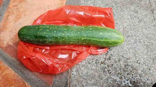 瓜比较生怎么吃,如何挑选与享用新鲜瓜果