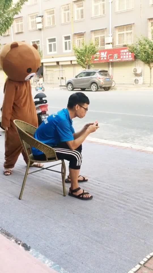 吃瓜挨揍图片大全